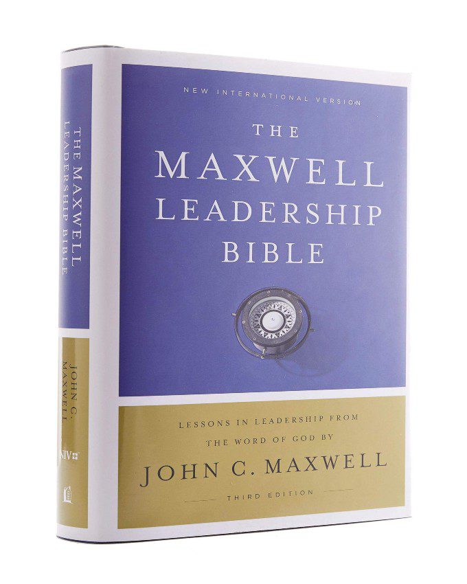 Maxwell Leadership Bible by John C Maxwell and Thomas Nelson - Nuria Store